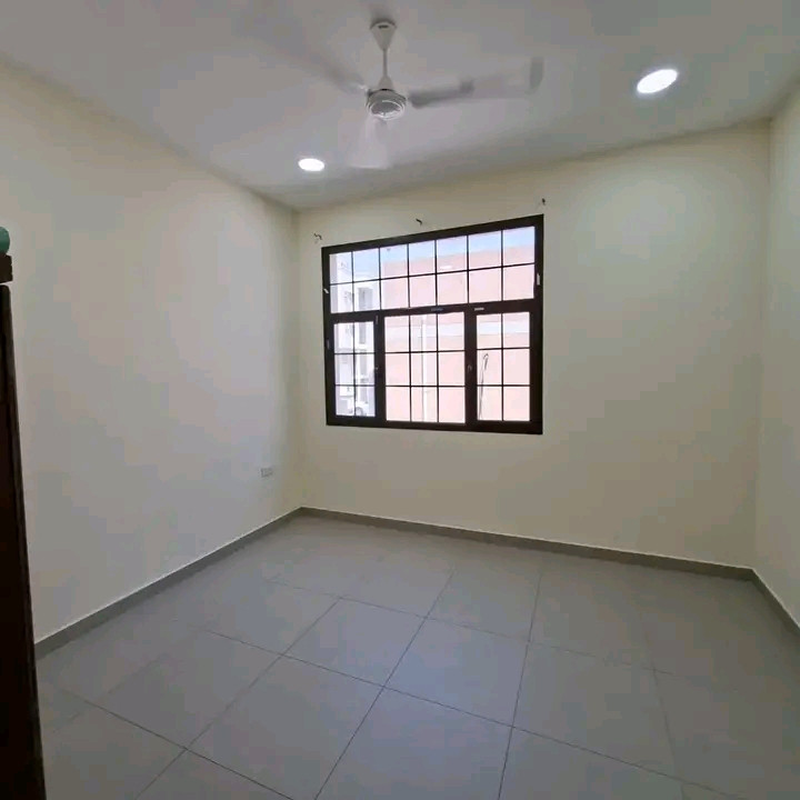 A very distinctive apartment in Al-Hajiyat with a spacious area