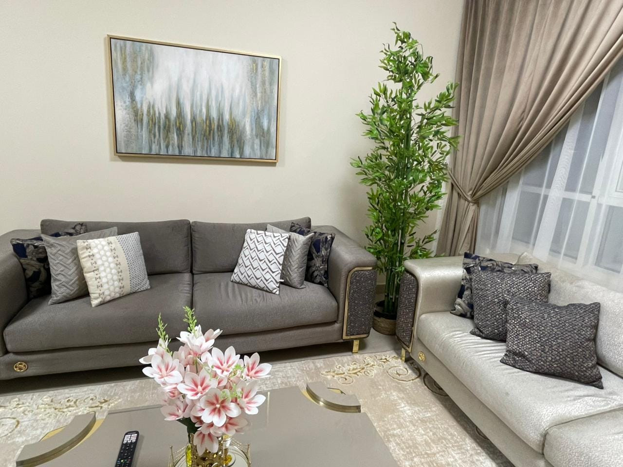 shk-mmyz-shaml-alkhdmat-baltaaaon01787922050.jpg