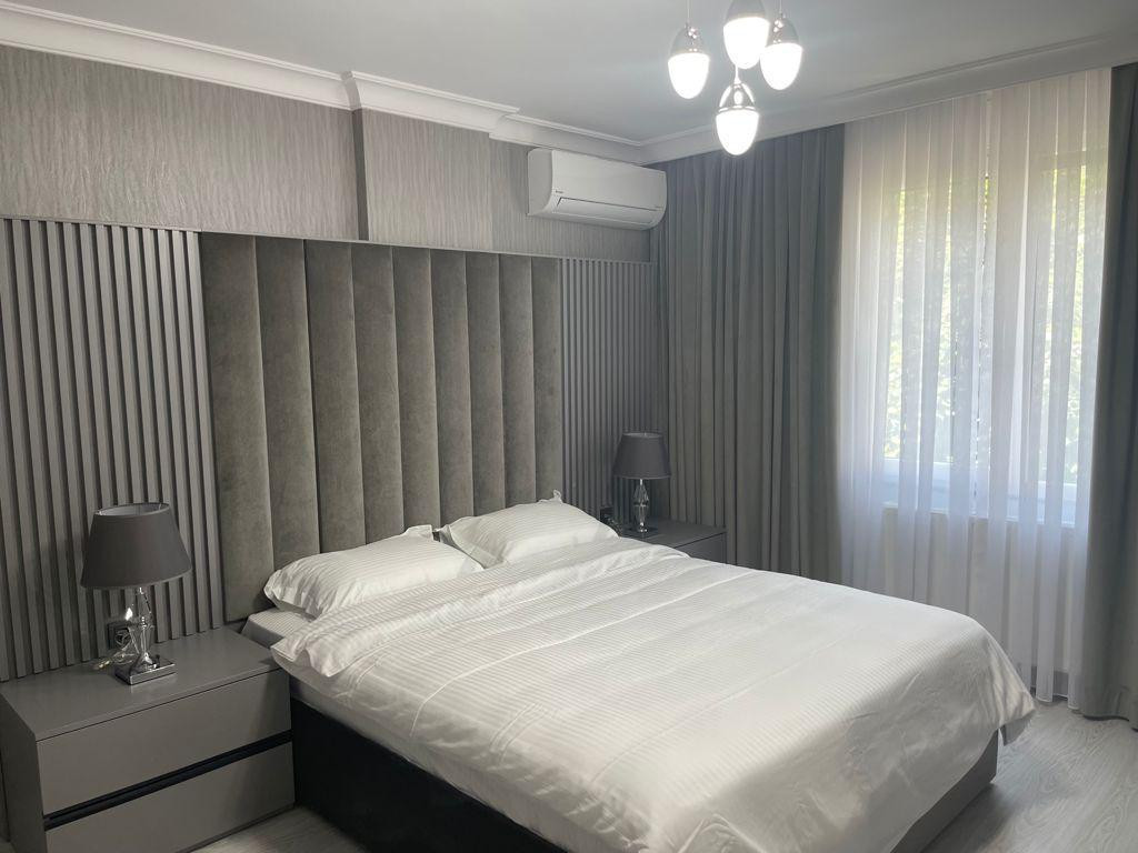 3-bedroom apartment with a living room for rent
