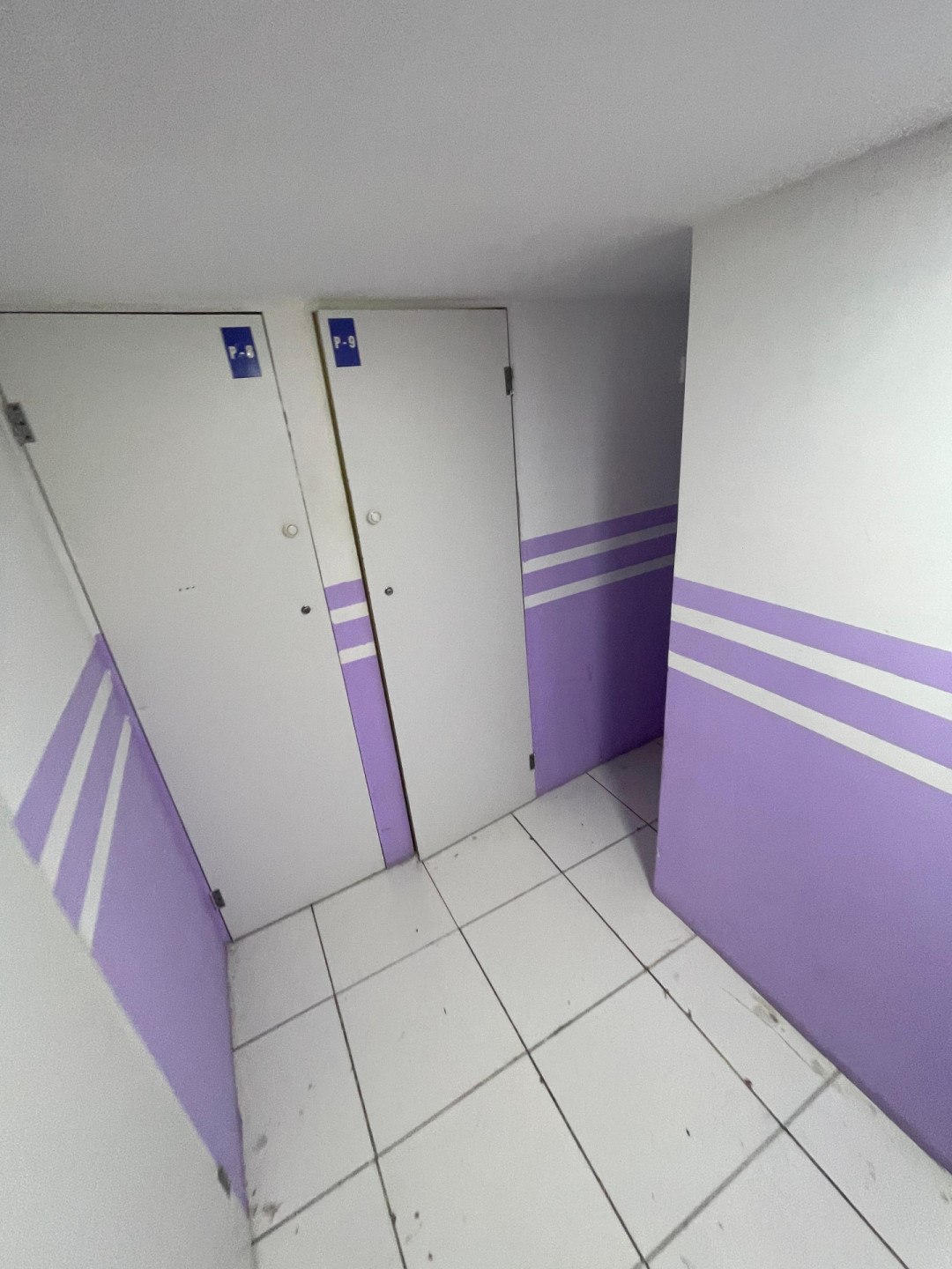 Shared apartment with partitions