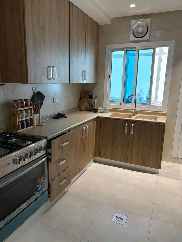 Clean and spacious apartment for rent in Al-Hajiyat area