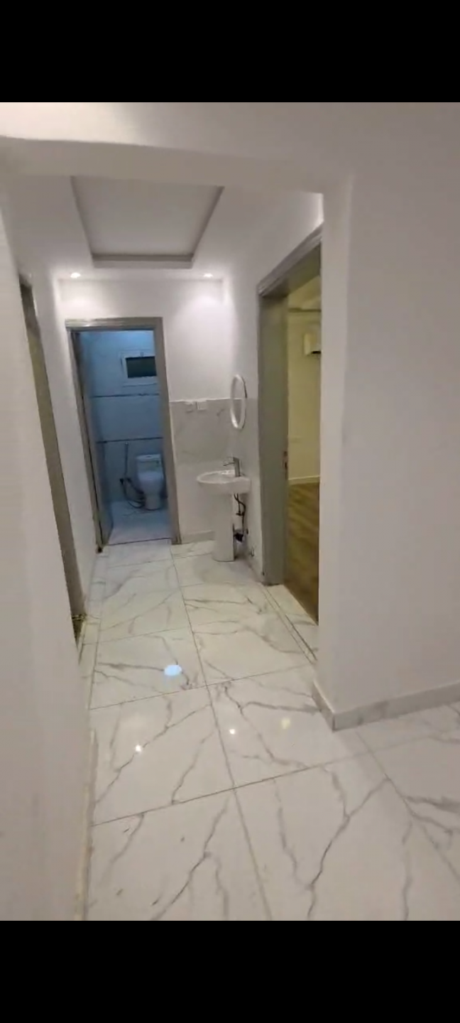 shk-oasaa-b-hy-almlk-fysl01787517246.png