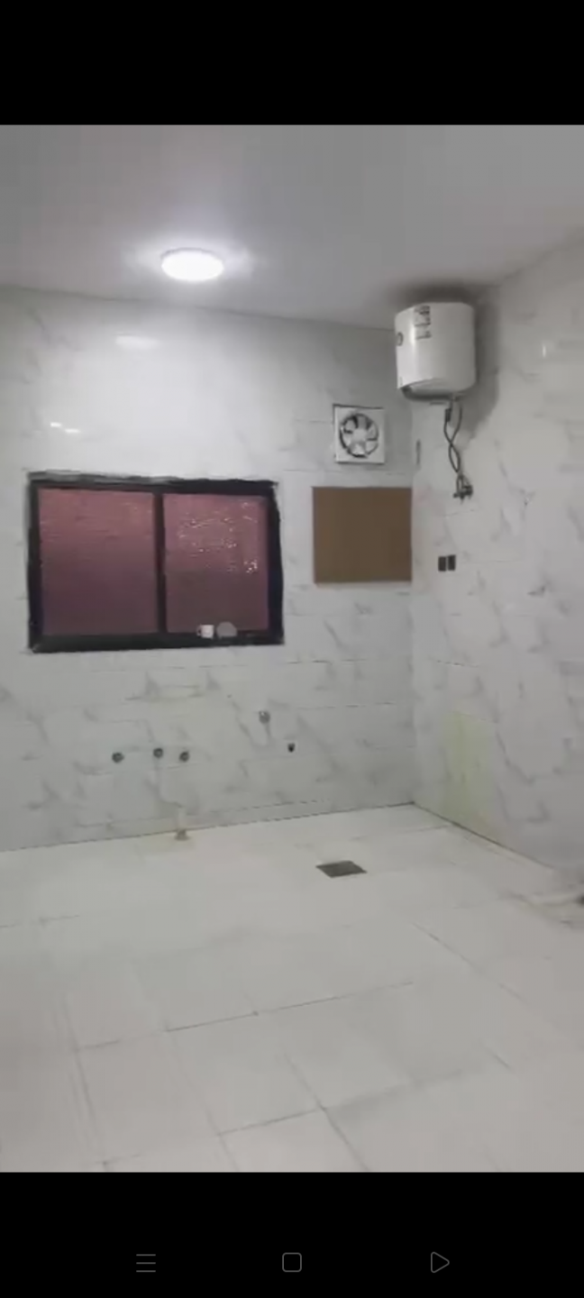 Spacious apartment in Al Naseem Al Sharqi neighborhood
