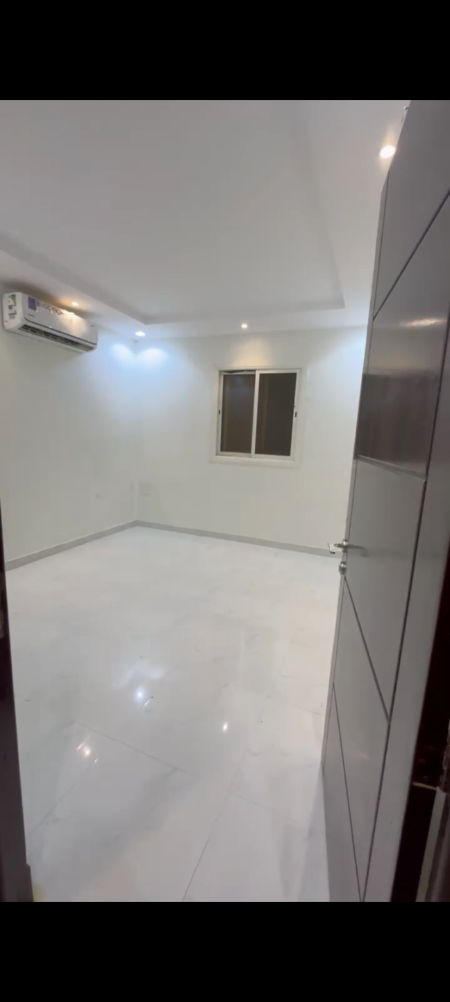 Spacious apartment in Al-Qadisiyah