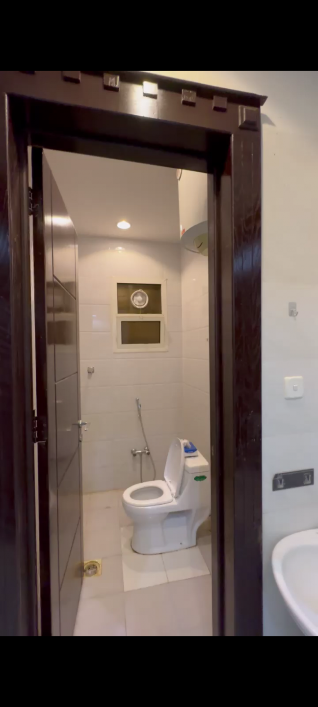Spacious apartment in Al-Qadisiyah