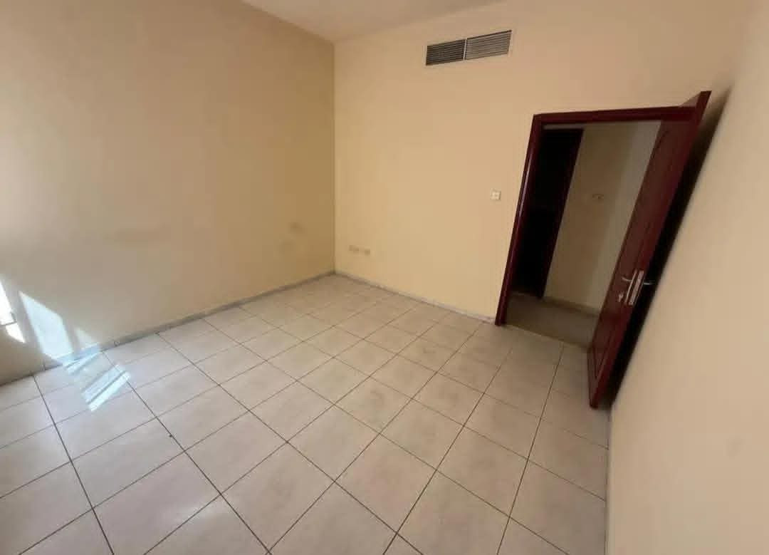 Spacious apartment in Al Nabaa