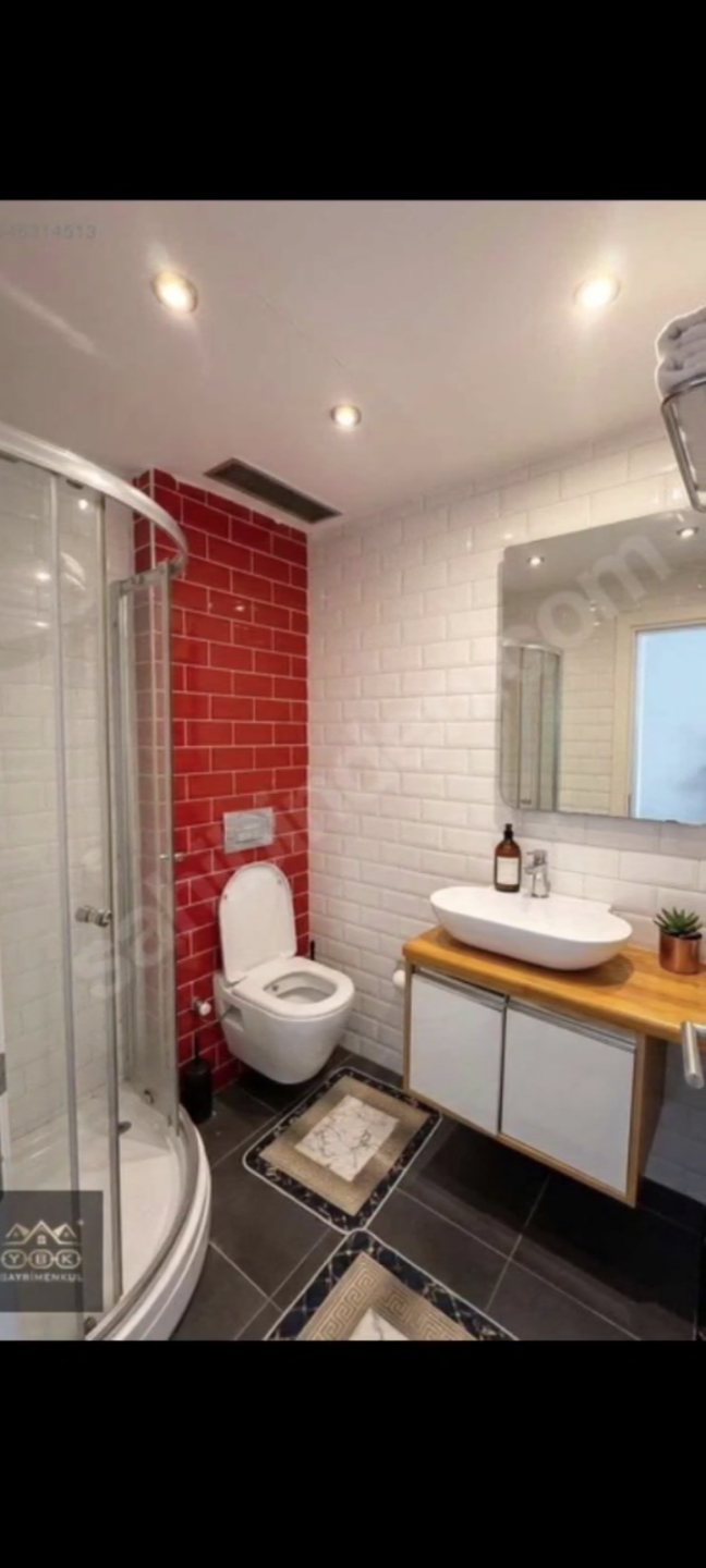 Spacious apartment with elevator in Şişli