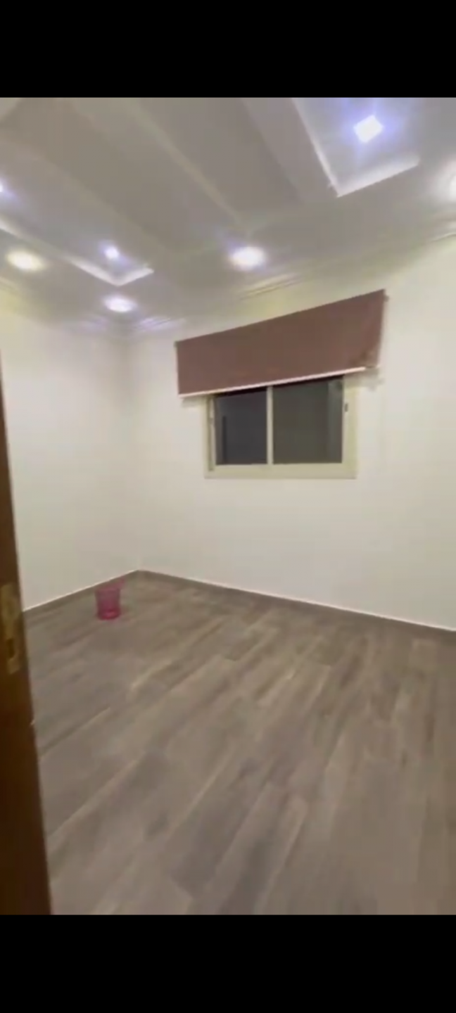A spacious and large apartment in Al-Qadisiyah neighborhood