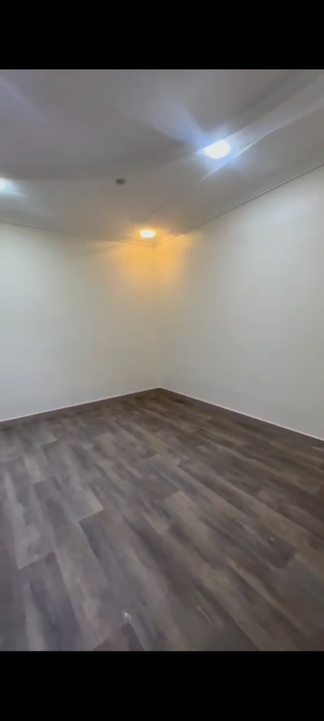 A spacious and large apartment in Al-Qadisiyah neighborhood
