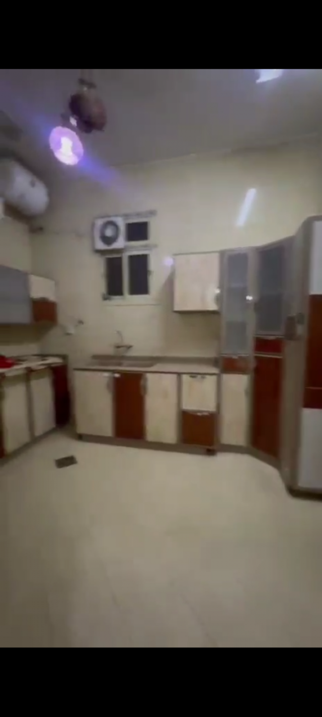 A spacious and large apartment in Al-Qadisiyah neighborhood