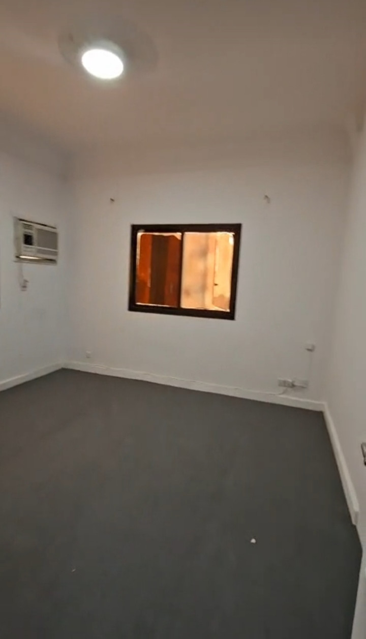 Spacious apartment in Al Malaz neighborhood for annual rent