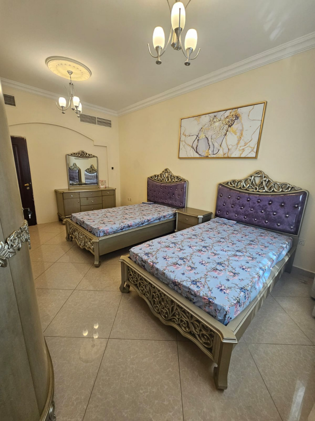 Apartment with a wide view and distinctive features in Al Majaz