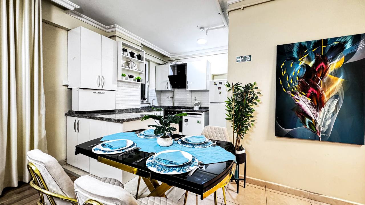 Super Deluxe Apartment