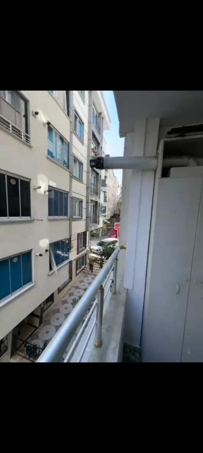 High floor apartment with balcony in Esenyurt