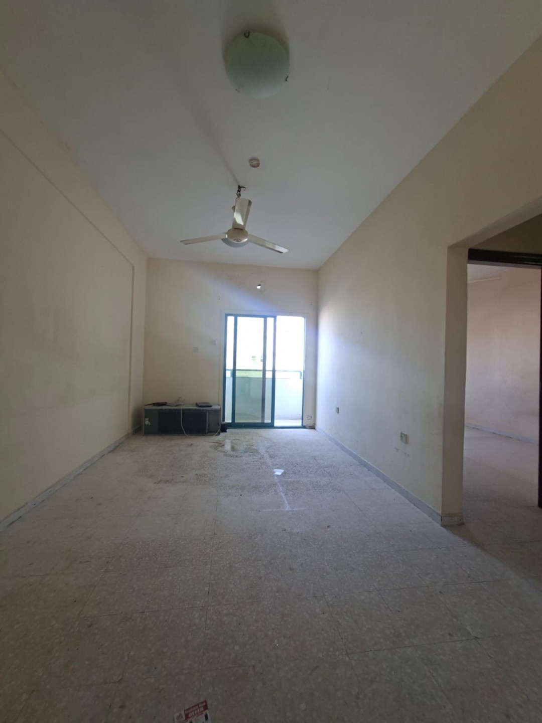 Apartment in a prime location with a balcony