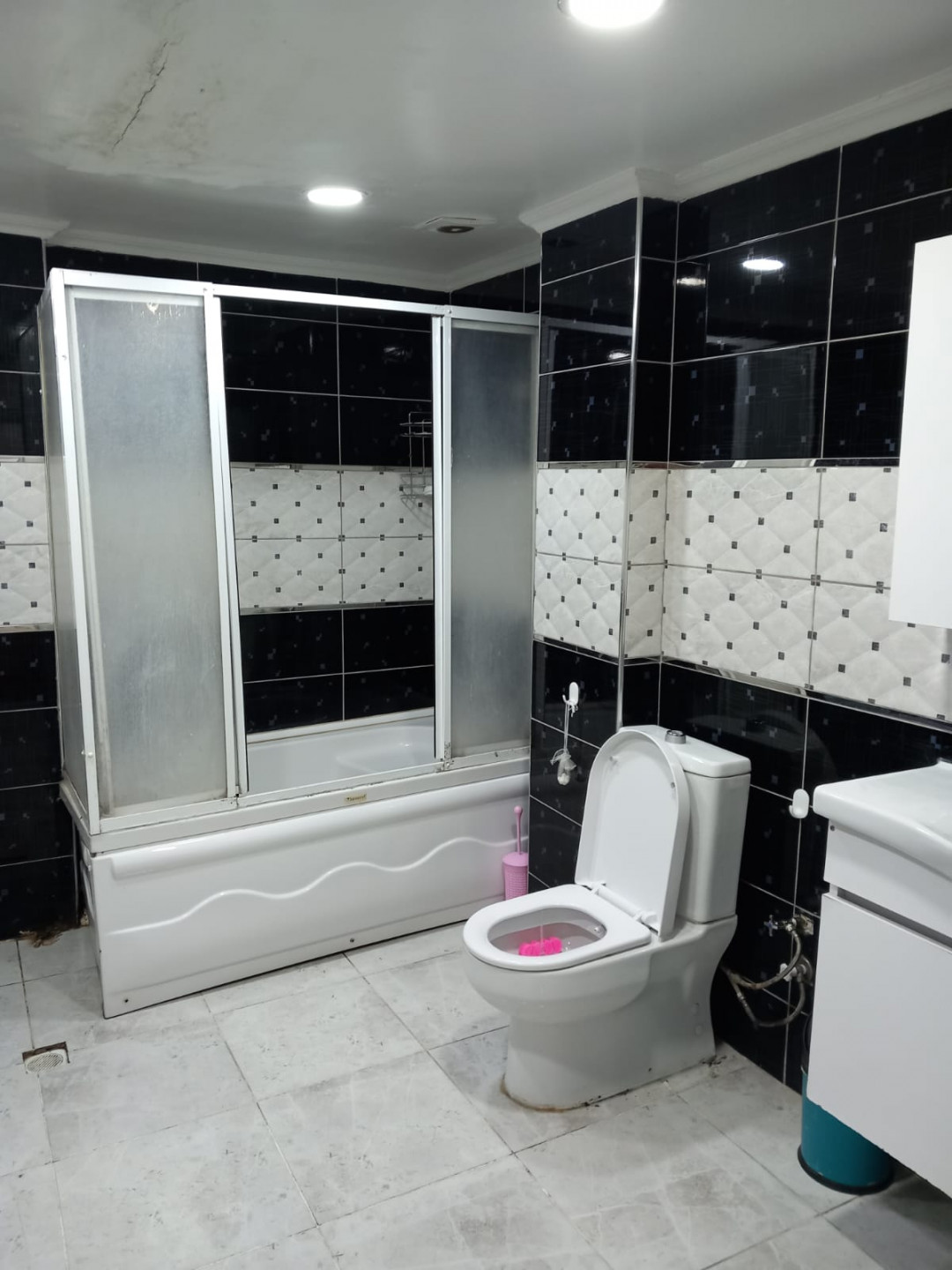shk-thlath-ghrf-osal81789559871.jpg