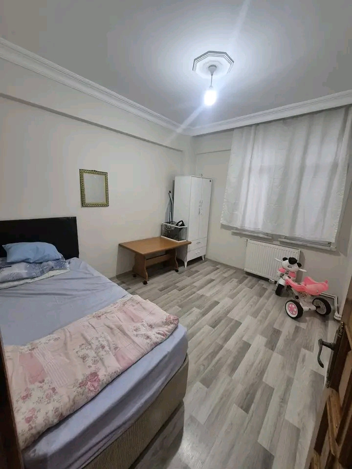 Two-bedroom apartment in a prime location in Avcılar Denizkoşklar