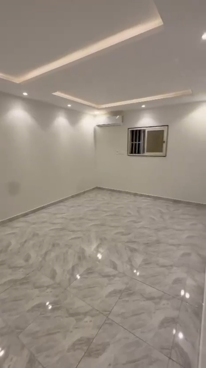shkh-bmokaa-mmtaz-ghrfh-ohmam-omtbkh-mstkl-shaml-alkhdmat01784556725.jpg