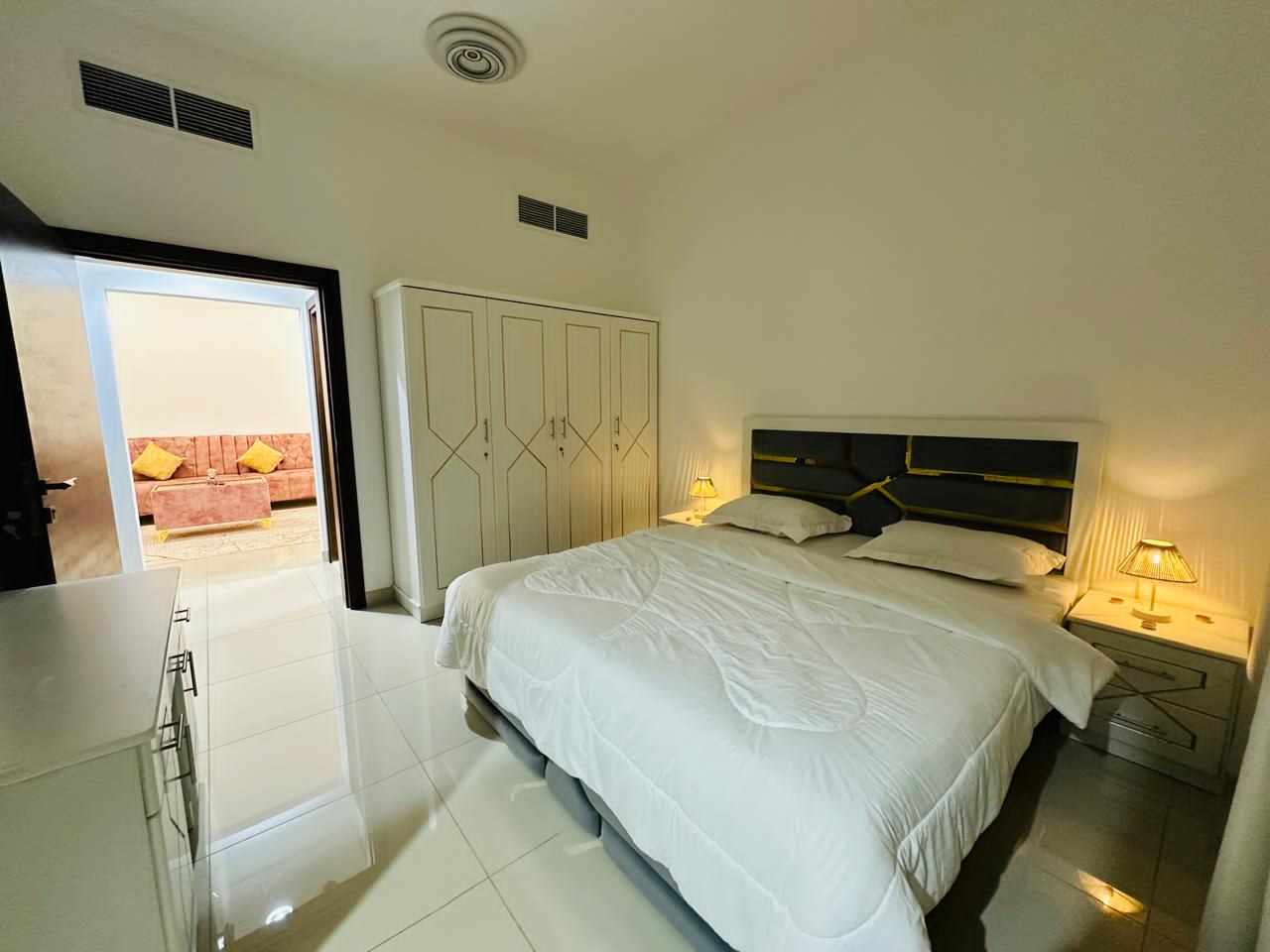 One-bedroom apartment for rent