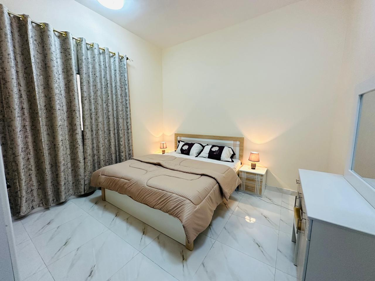 Two-bedroom apartment with a living room for monthly rent