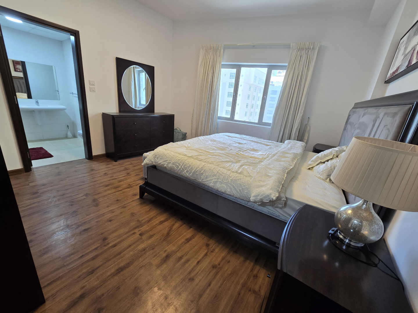 Furnished apartment for rent in Juffair, electricity included