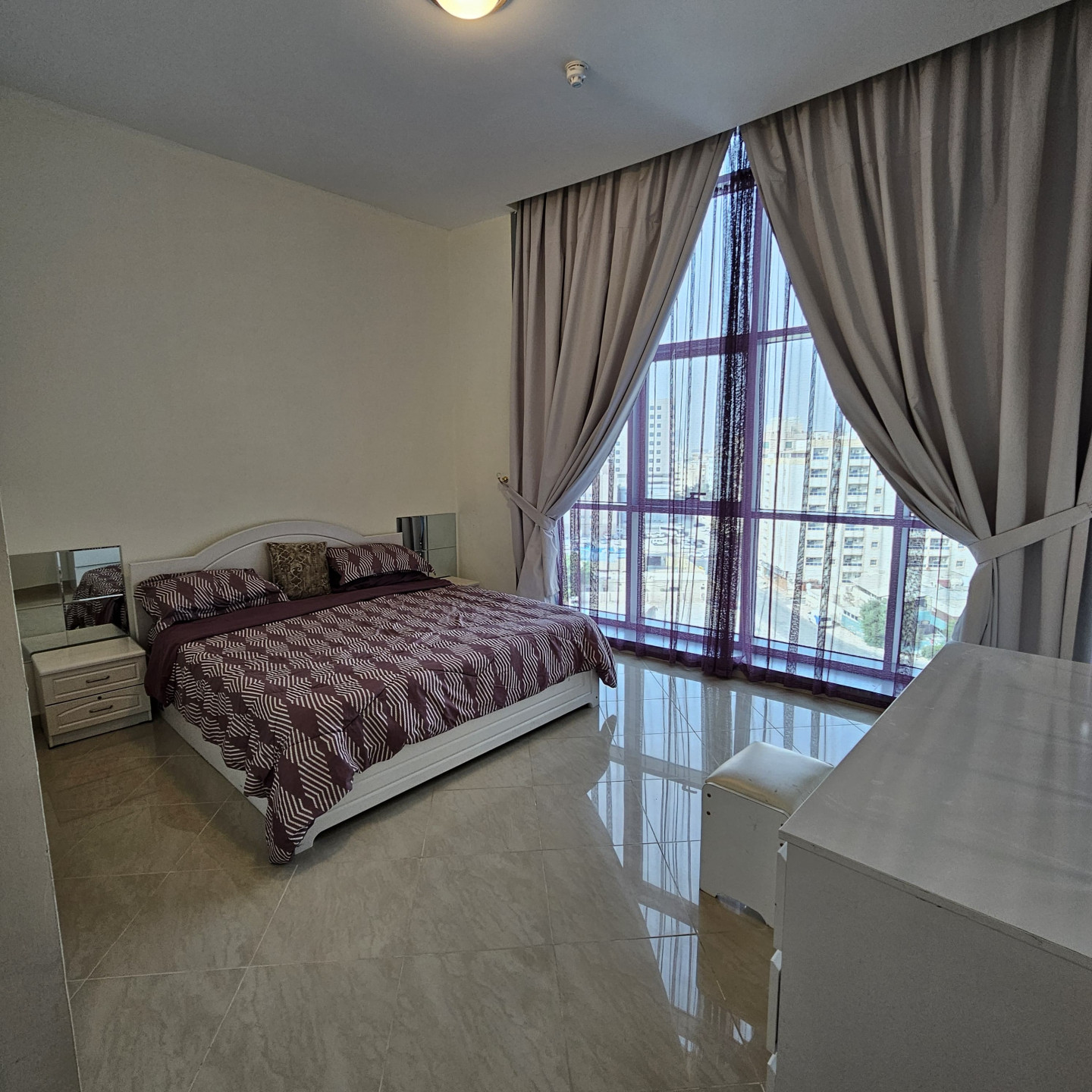 Furnished apartment for monthly rent