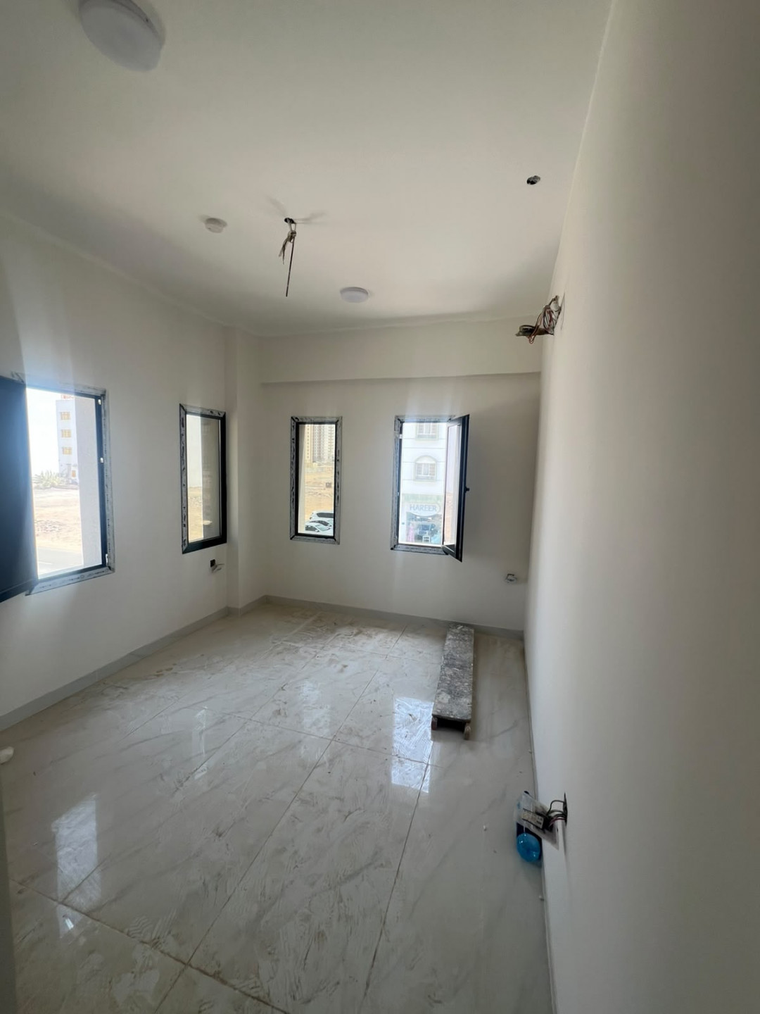 Monthly Apartment for rent - first occupancy - so bedrooms and a living room + 3 bathrooms