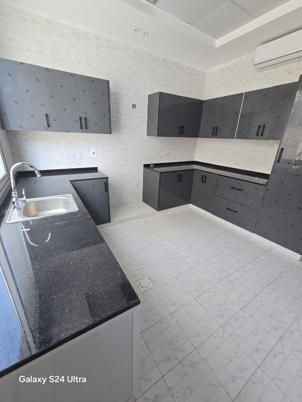 Distinctive accommodation for living in a townhouse