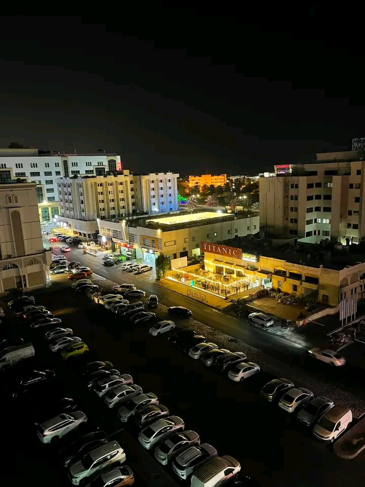 skn-raky-o-aasry-fy-alkhoyr01785334172.jpg