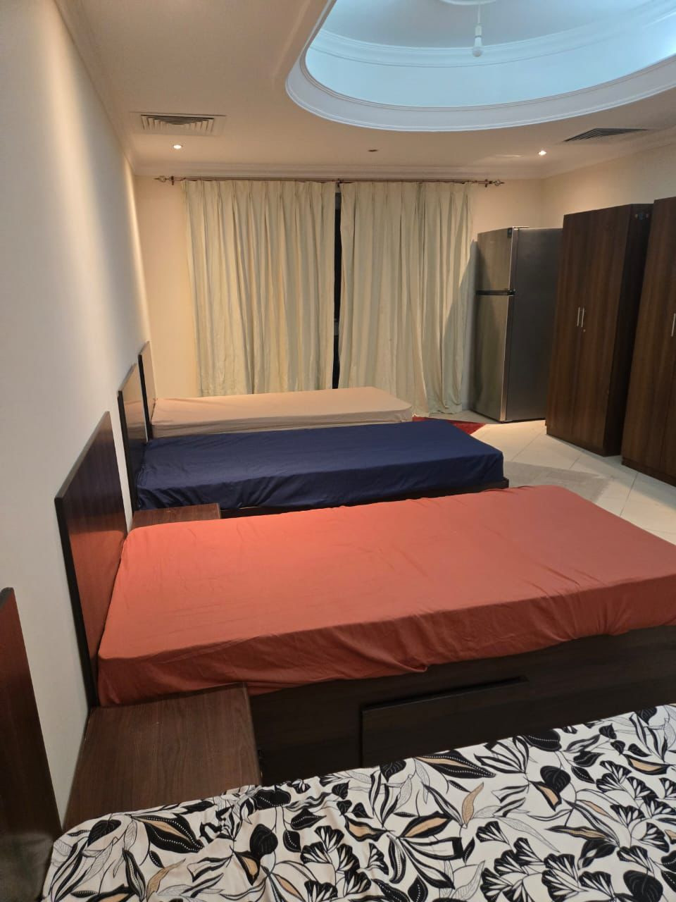 Bed in Al Qasbah, very clean apartment, young men wanted