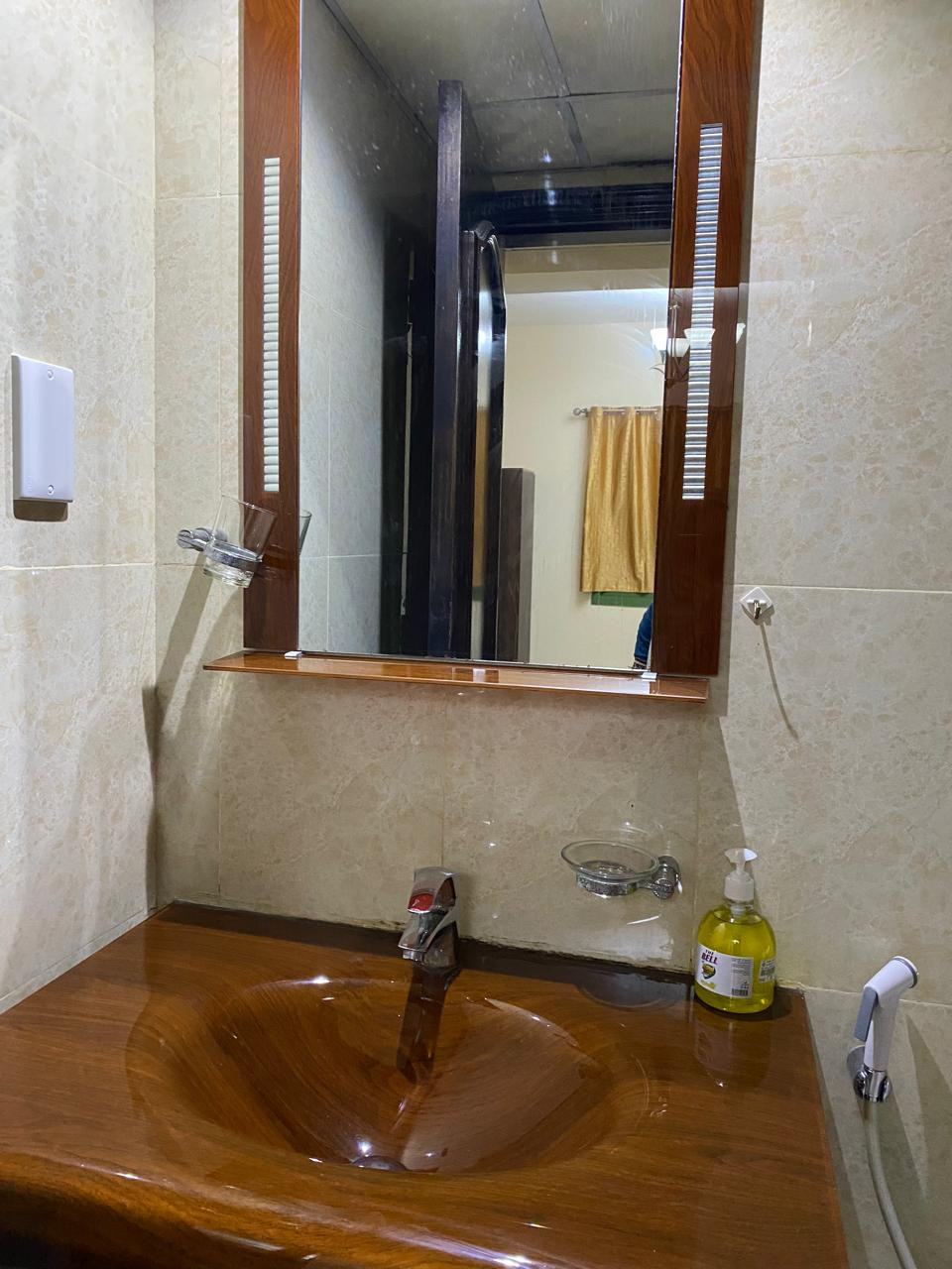 Studio Al Majaz 3, all bills included, clean