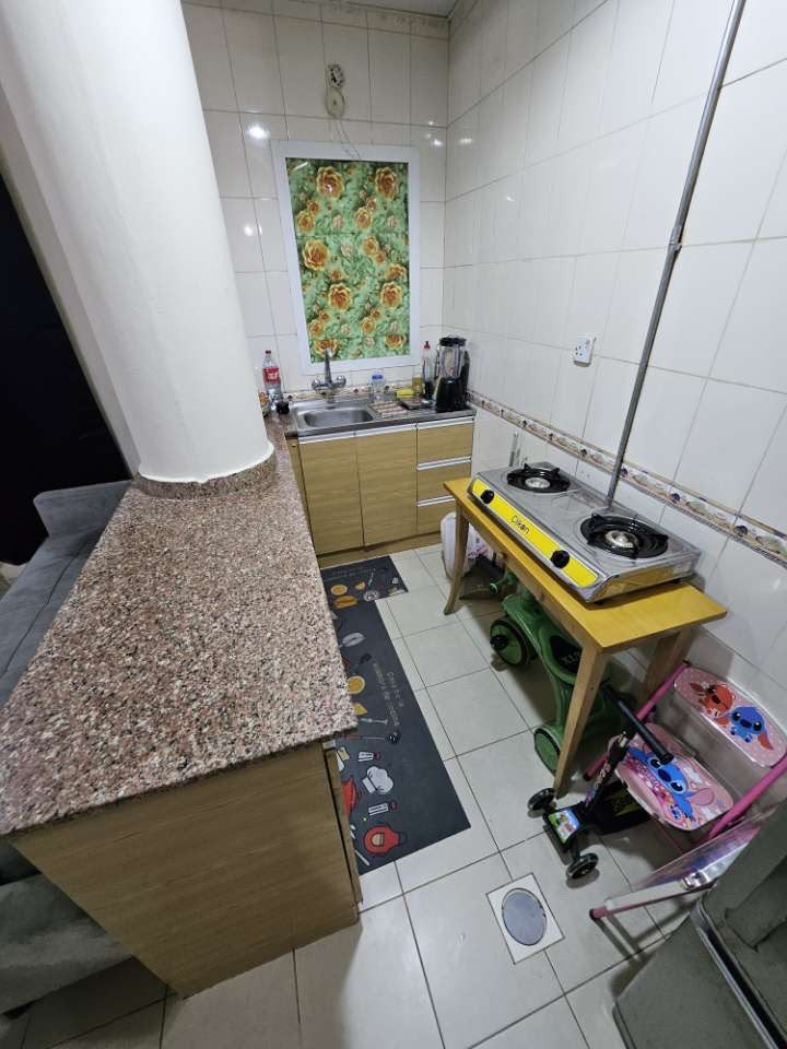 Second studio apartment for rent in Al Majaz, Sharjah, close to the Corniche, bus station, and all services.