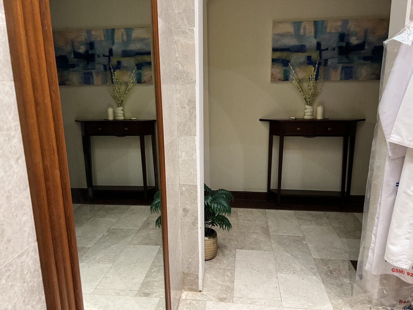 Studio bathroom test