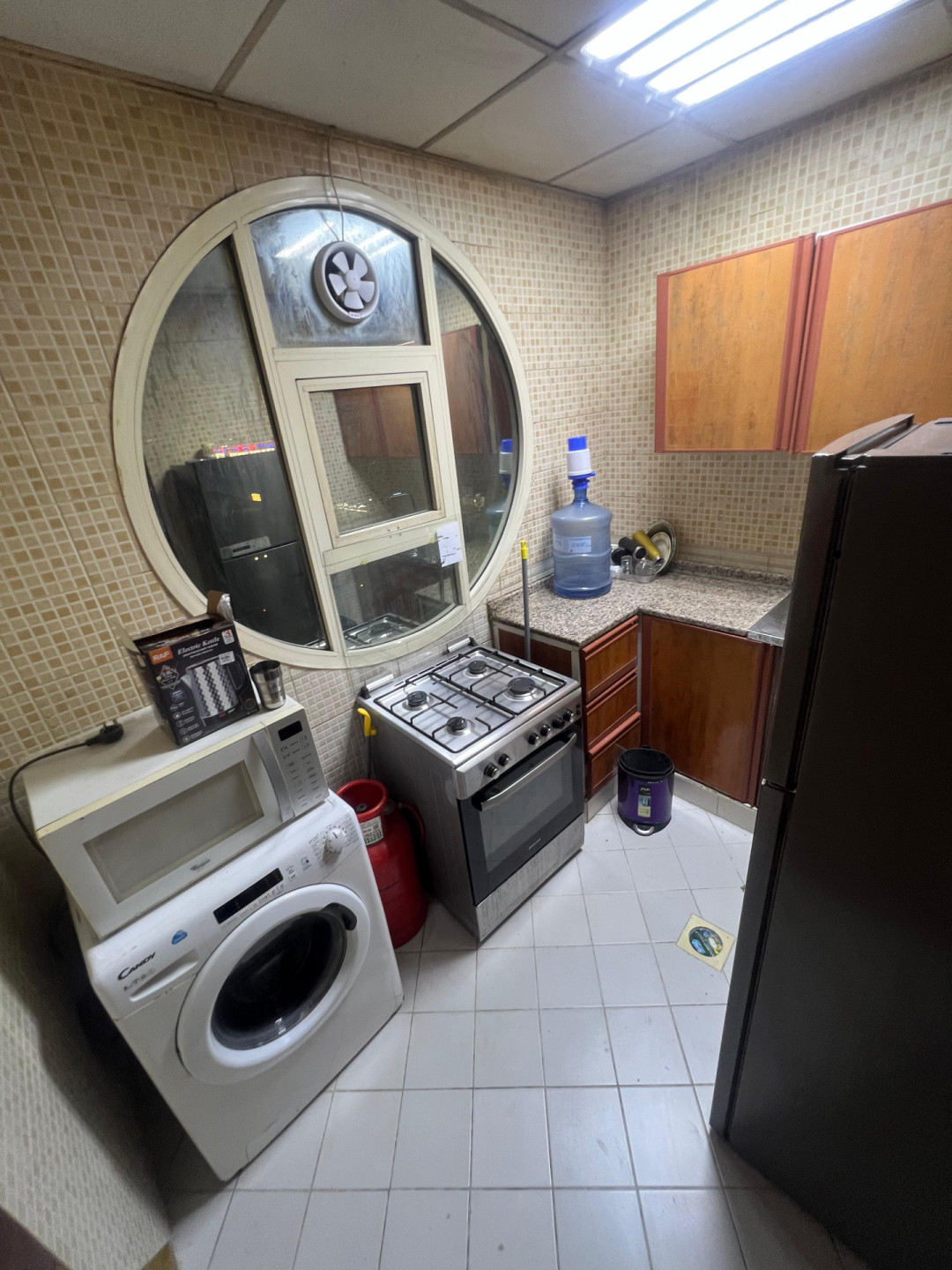 Second tenant, one bedroom and living room, at a special price