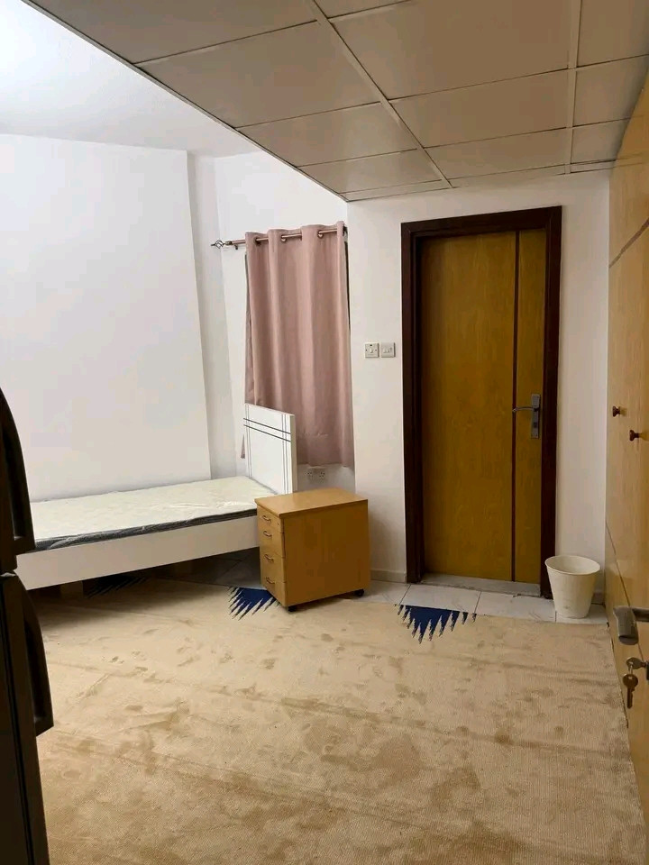 Second resident, strategic location