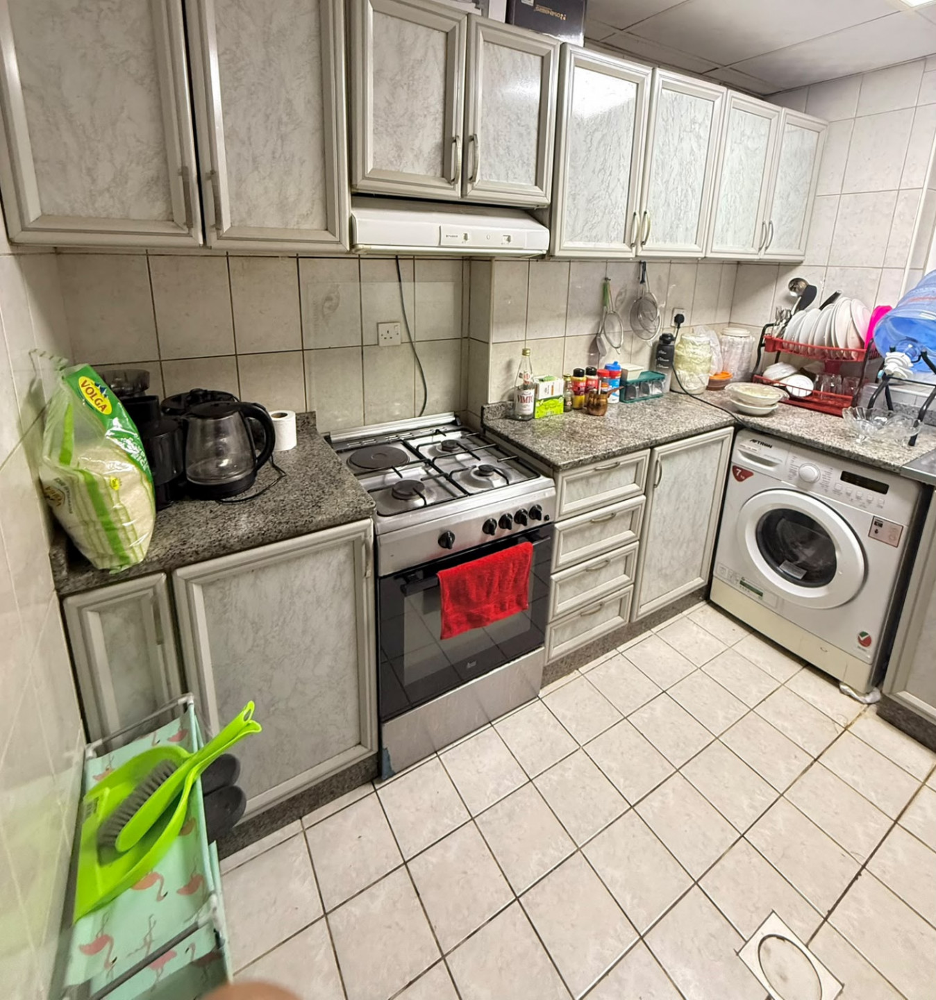 Second apartment, one bedroom and living room, clean